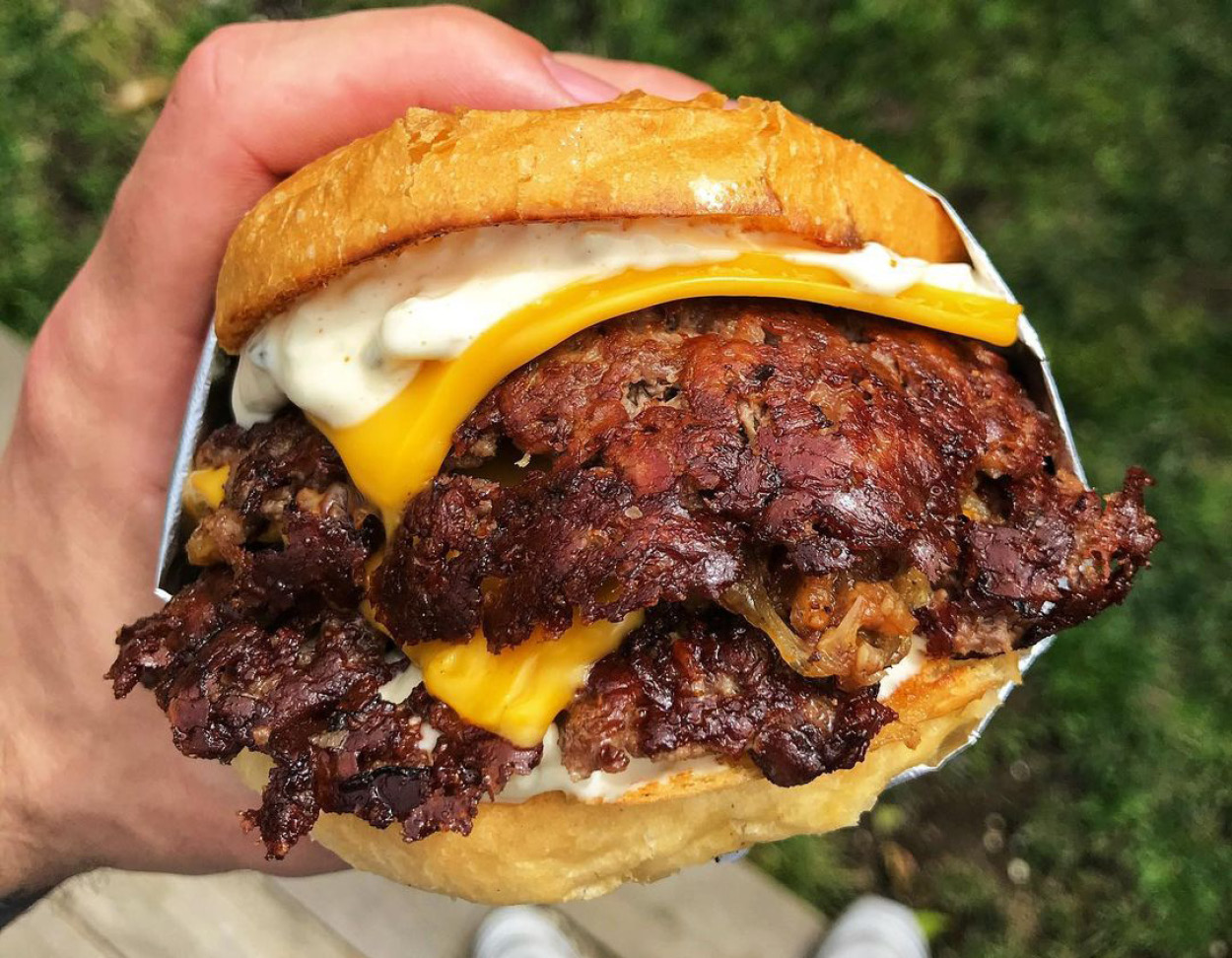Where To Find Aucklands Best Burgers — From Old Fashioned To Luxurious 